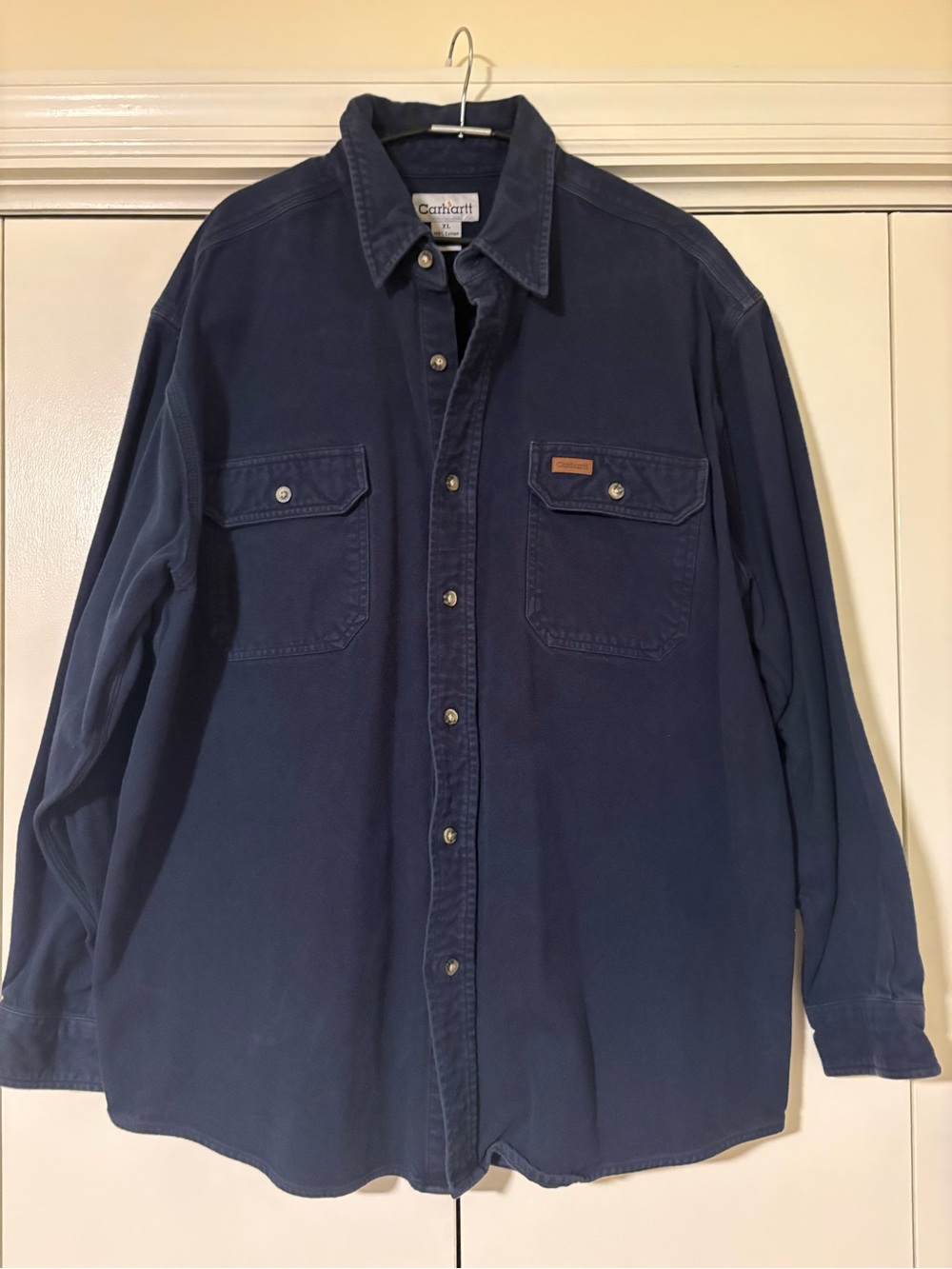 Vintage Carhartt Men’s Navy Button-Up Work Shirt